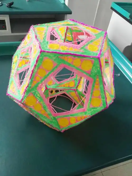 三d笔打印临沂蒙山小学陈星彤彩色五面体