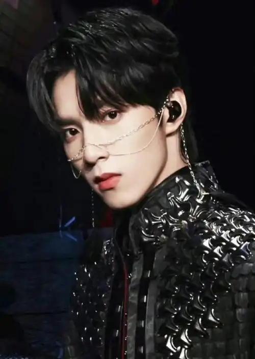 张元英站姐发了刘耀文