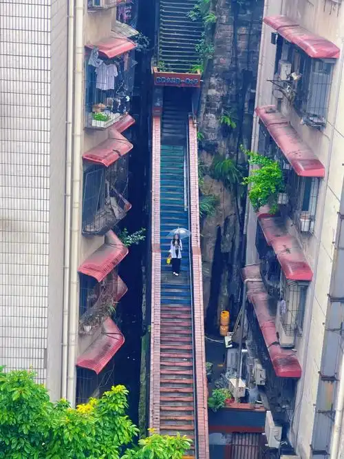 重庆彩虹楼梯