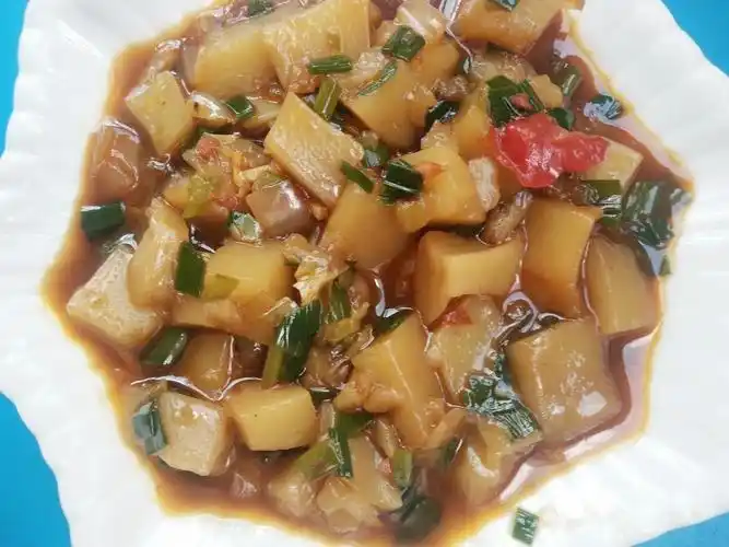 红烧凉粉(凉粉:55g 红椒:25g)