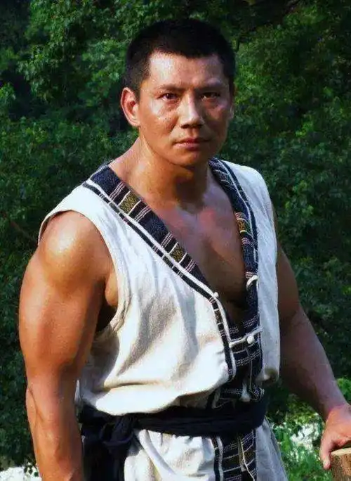 肌肉男演员十大中国现役耐打又耐看的肌肉男演员