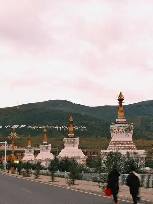 色达五明佛学院