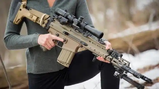 新一代步枪中的王者-fn scar-l突击步枪,综合性能爆表