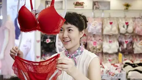 奇怪的她片段沈恩京化身奥黛丽赫本青春无敌重返二十岁