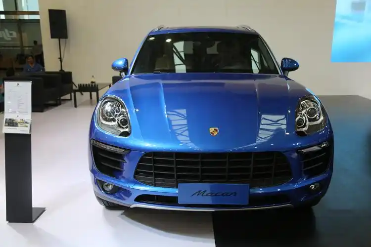 保时捷macan,60万级别撩妹神车,车展实拍!