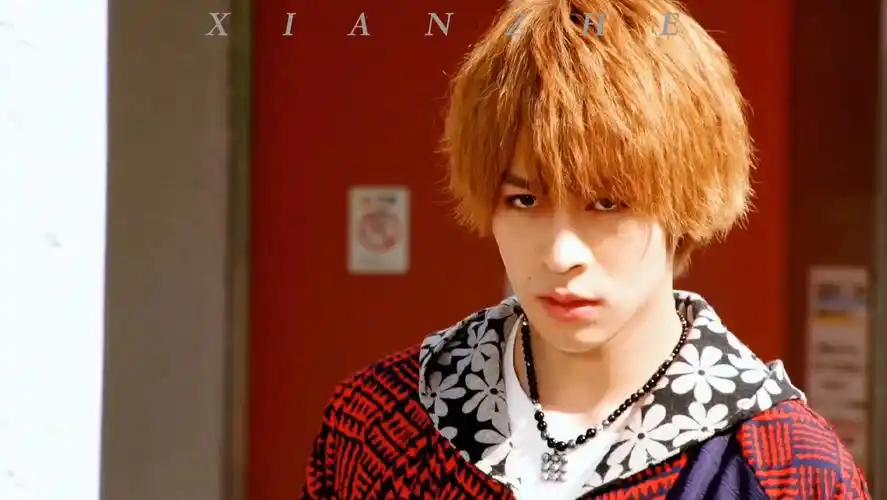 「假面骑士灵骑」为了吃饭而放弃成神的男人