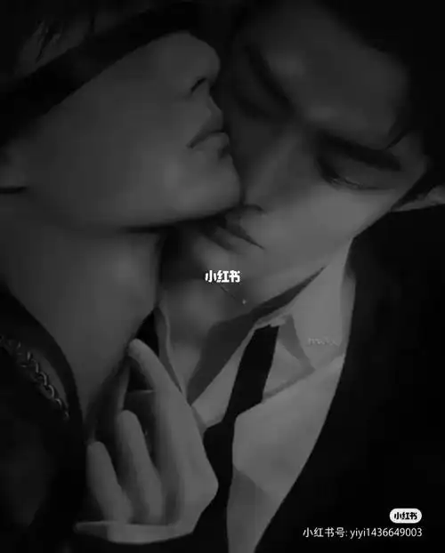 "肖总,小小姐的生日礼物备好了,您要不要看看?