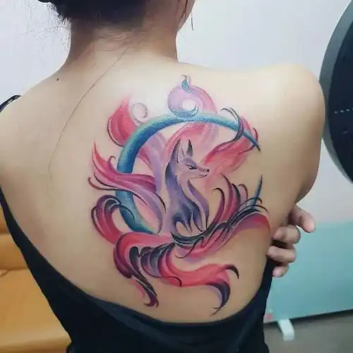 九尾狐纹身图案