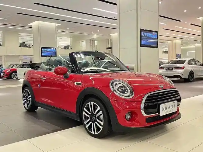 mini敞篷车