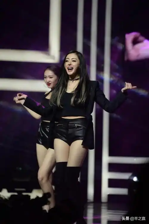 热舞中的张天爱到底有多美?(多图)_网易订阅