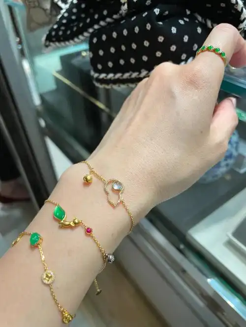 设计款翡翠手链