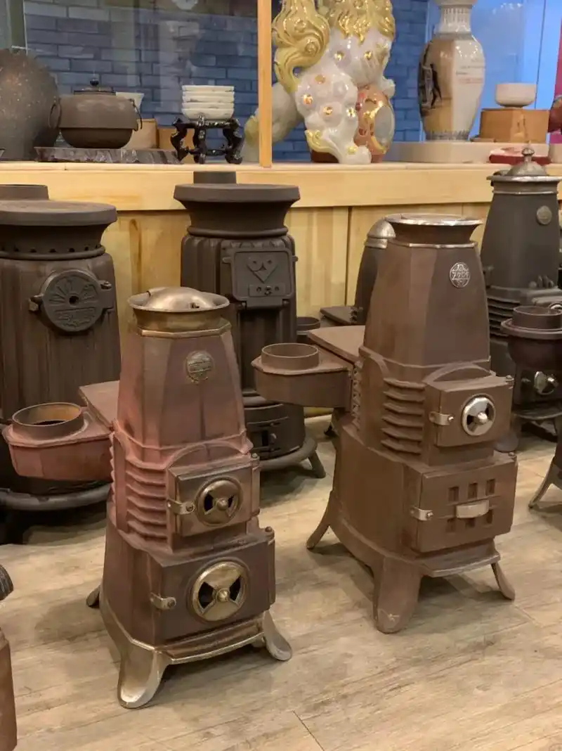 铸铁取暖小火炉.爷们的玩具…#2022新农人计划 #柴火炉  - 抖音