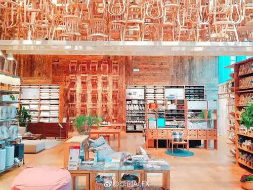 深圳深业上城的无印良品家具店第一次逛主题店挺有趣的