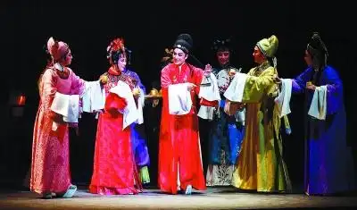 梅花奖得主王君安和陶琪携手合作越剧桃花扇