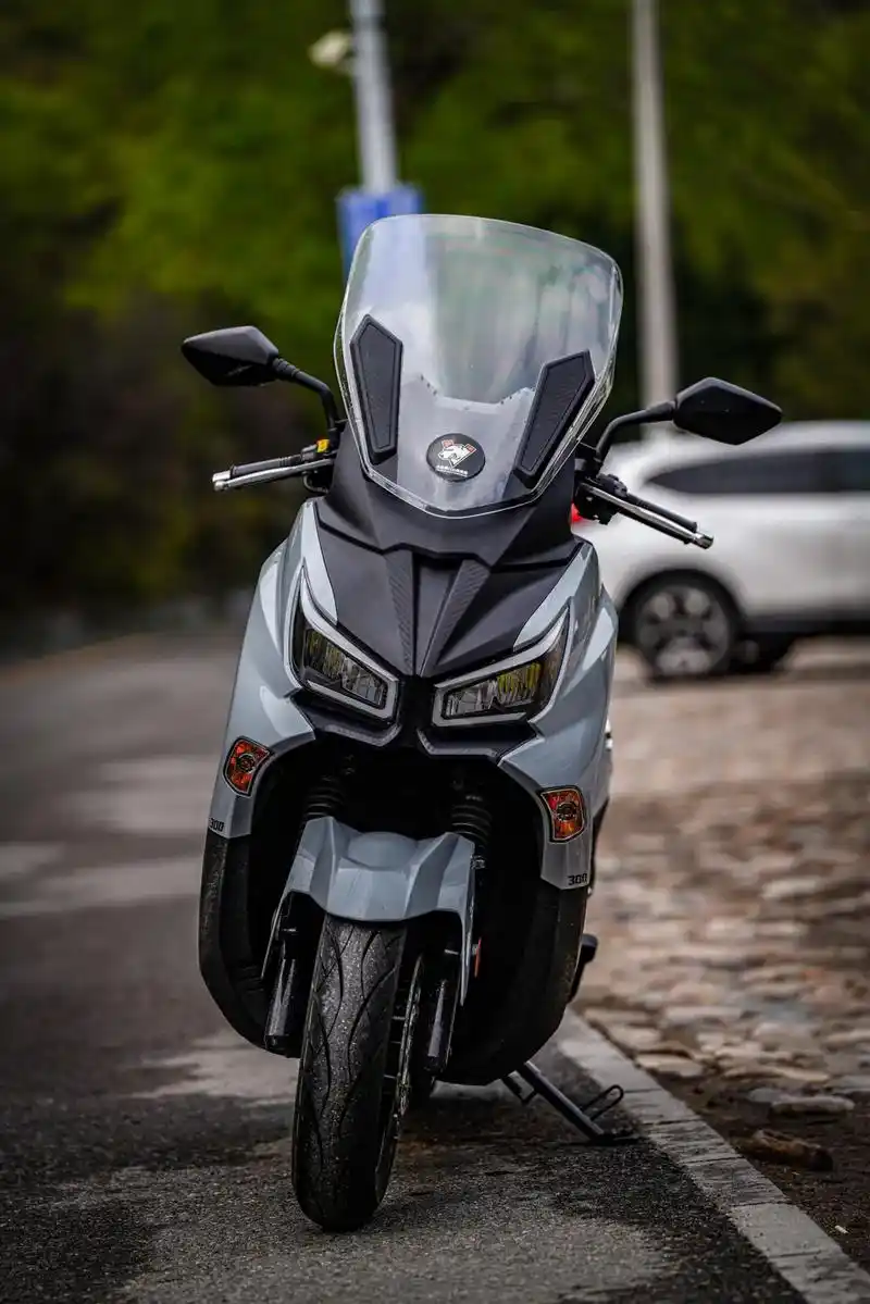 三阳九妹z300#机车摄影 #机车 #摩托车 #上热搜 #机 - 抖音