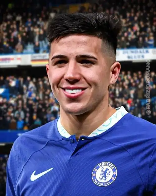 若日尼奥的全面升级版,恩佐开启蓝军中场新时代-cc直播吧