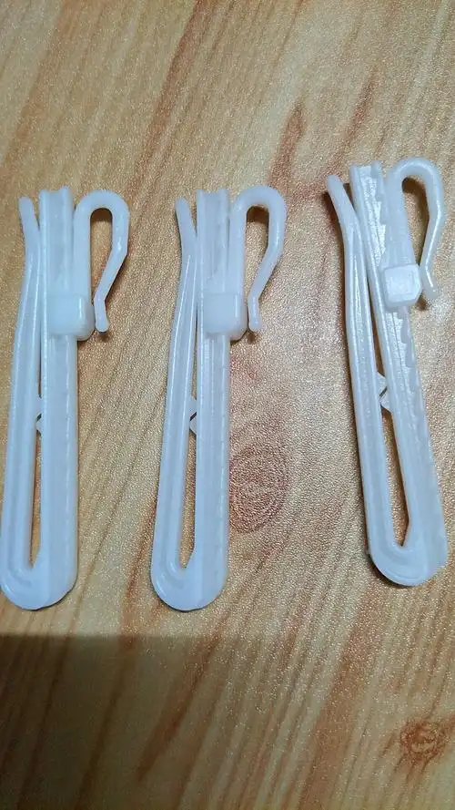 厂家批发8.5cm 窗帘钩 塑料升降钩 窗帘调节钩 伸缩钩窗帘挂钩,批发价