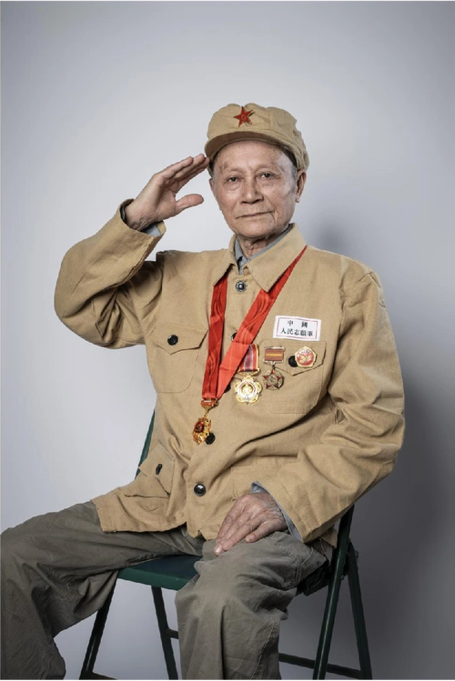 米易县地方志编纂中心开展抗美援朝老战士口述资料现场采集工作