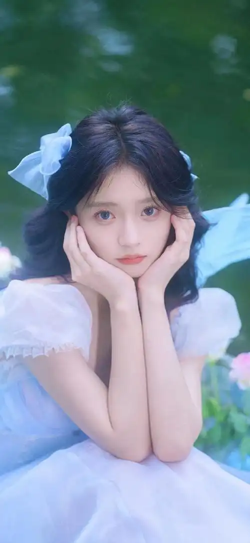 小众壁纸##ins风壁纸##适合微信置顶的文案##朋友圈背景图##可爱壁纸