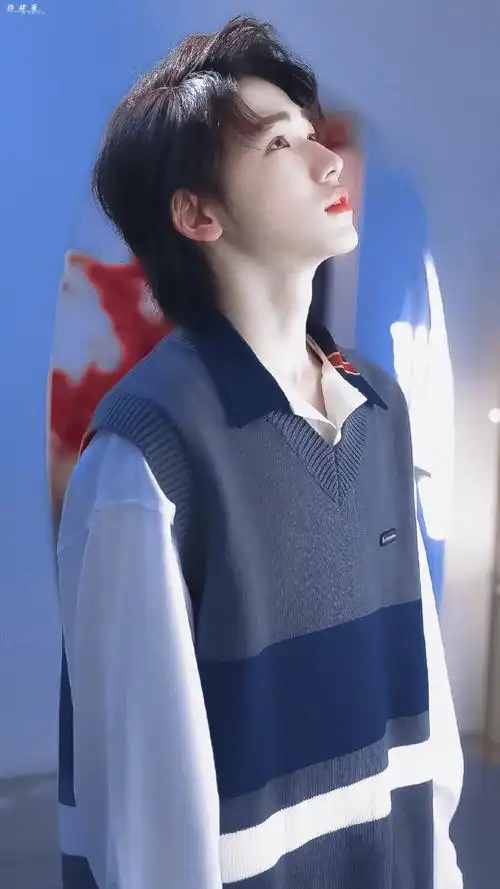 宋亚轩 一个人的阿卡贝拉 晴天温柔学长cr.弥肆鹿 微博