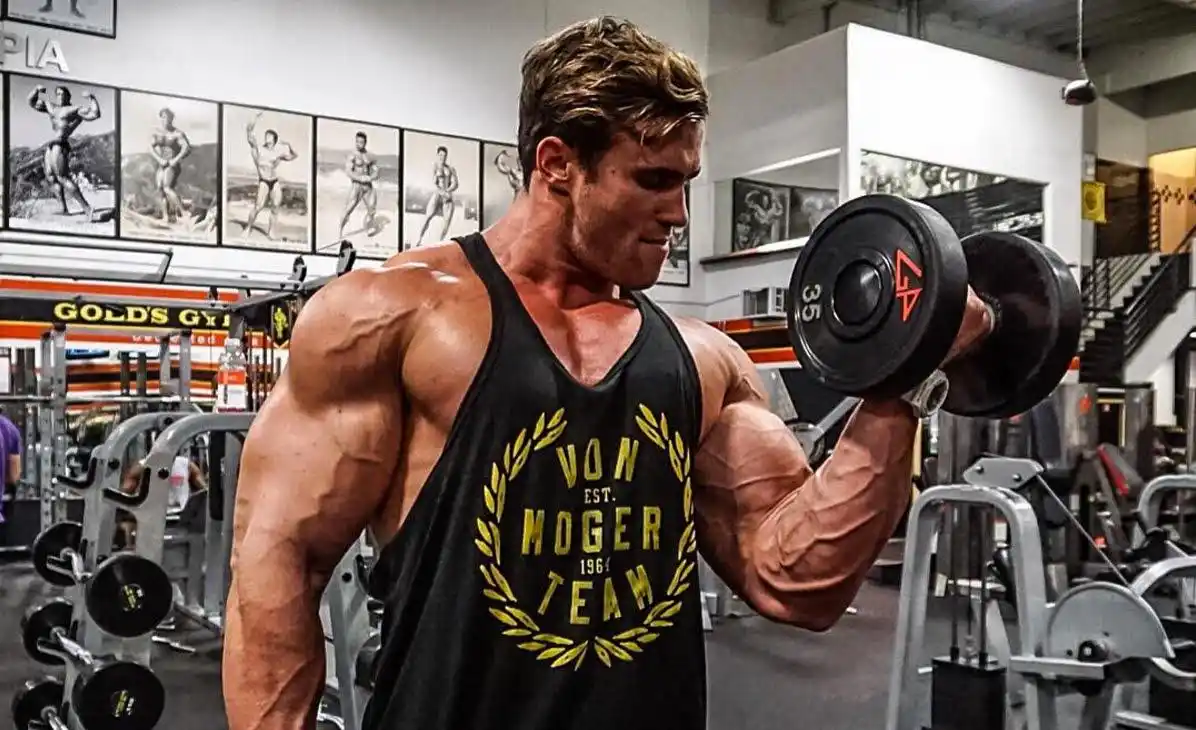 小施瓦辛格calum von moger的健身计划与食谱