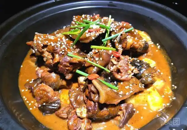 甲鱼烧乳鸽图片