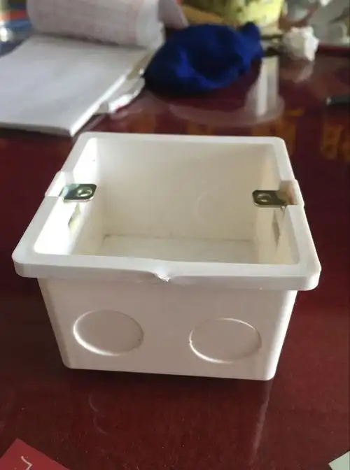 暗线盒通用开关插座盒 pvc接线盒 底盒墙壁加厚暗盒线盒