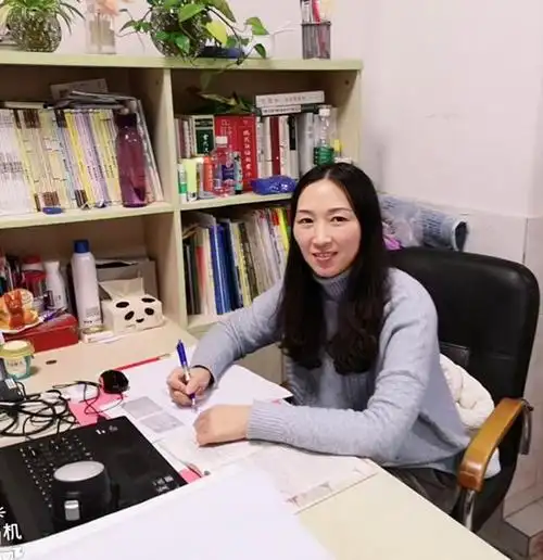 指导中心简介[ 10-31 ]         如何培养学生的学习习惯--杨素芹