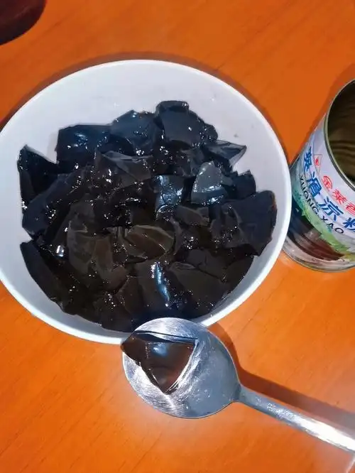 广东的朋友03来碗凉粉解渴