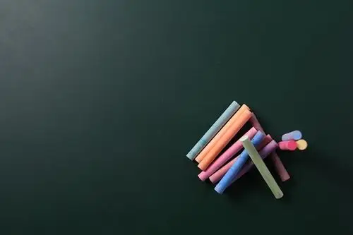 照片素材(图片): 黑板 粉笔 黑板擦 写 余量