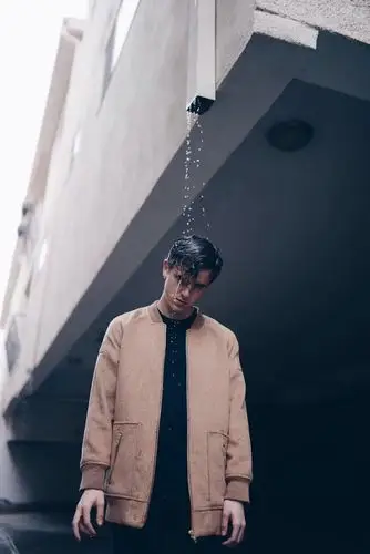 connor franta##yout.