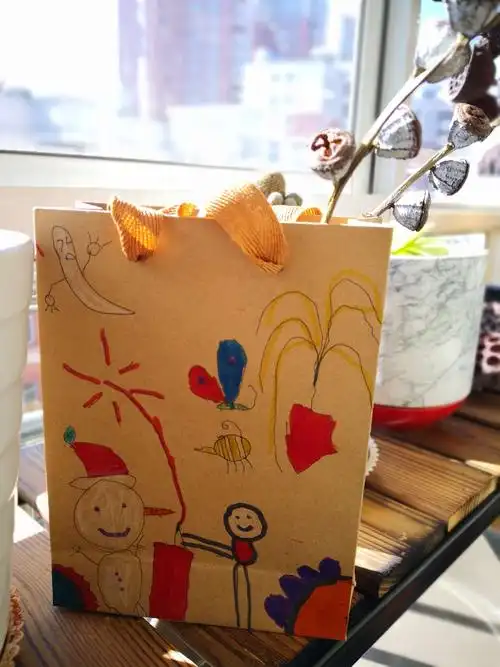 0877画室手提袋绘画,仔细看,有的时尚,有的可爱～～创作快乐