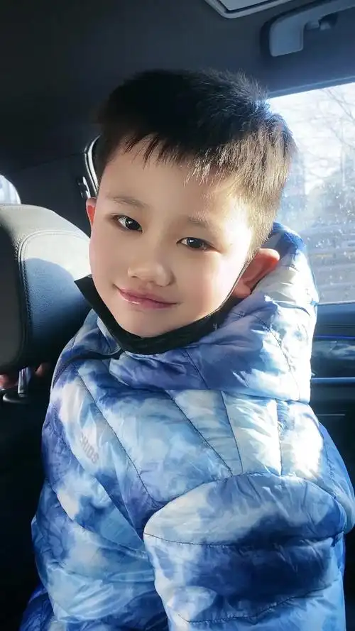 最纯真的笑容 #阳光小男孩 #主播 奋斗的意义就是因为你, - 抖音