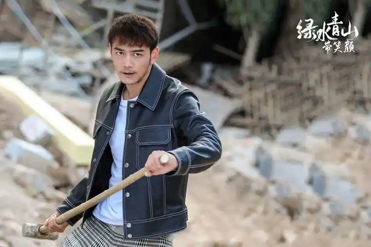 杨烁《绿水青山带笑颜》收官 《大江大河2》复工引期待