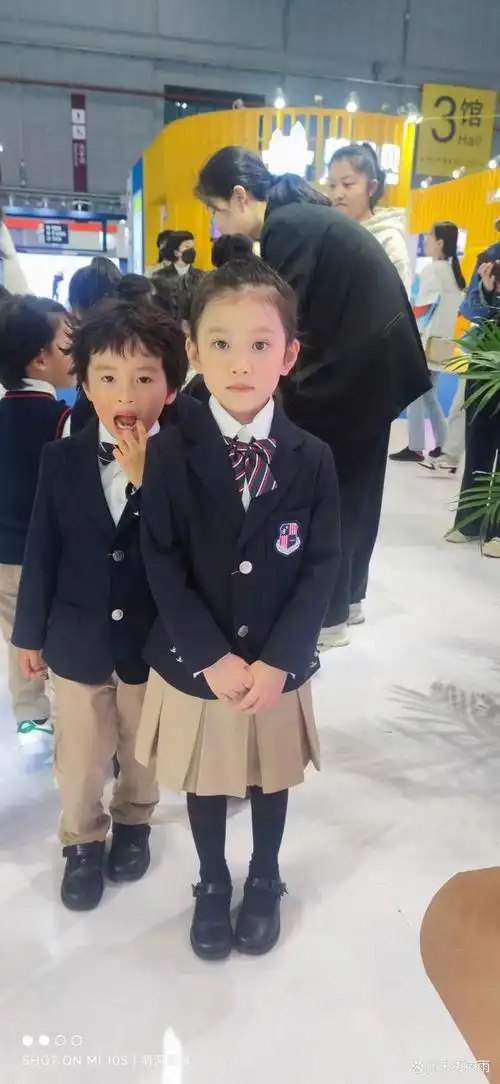 如何为孩子选一身好校服