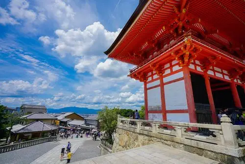 日本京都清水寺的三重塔