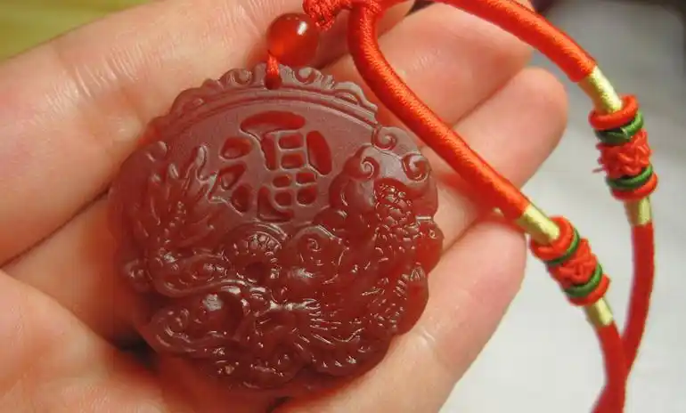 紫贵天象:十二生肖属龙的2018年吉祥物是什么!