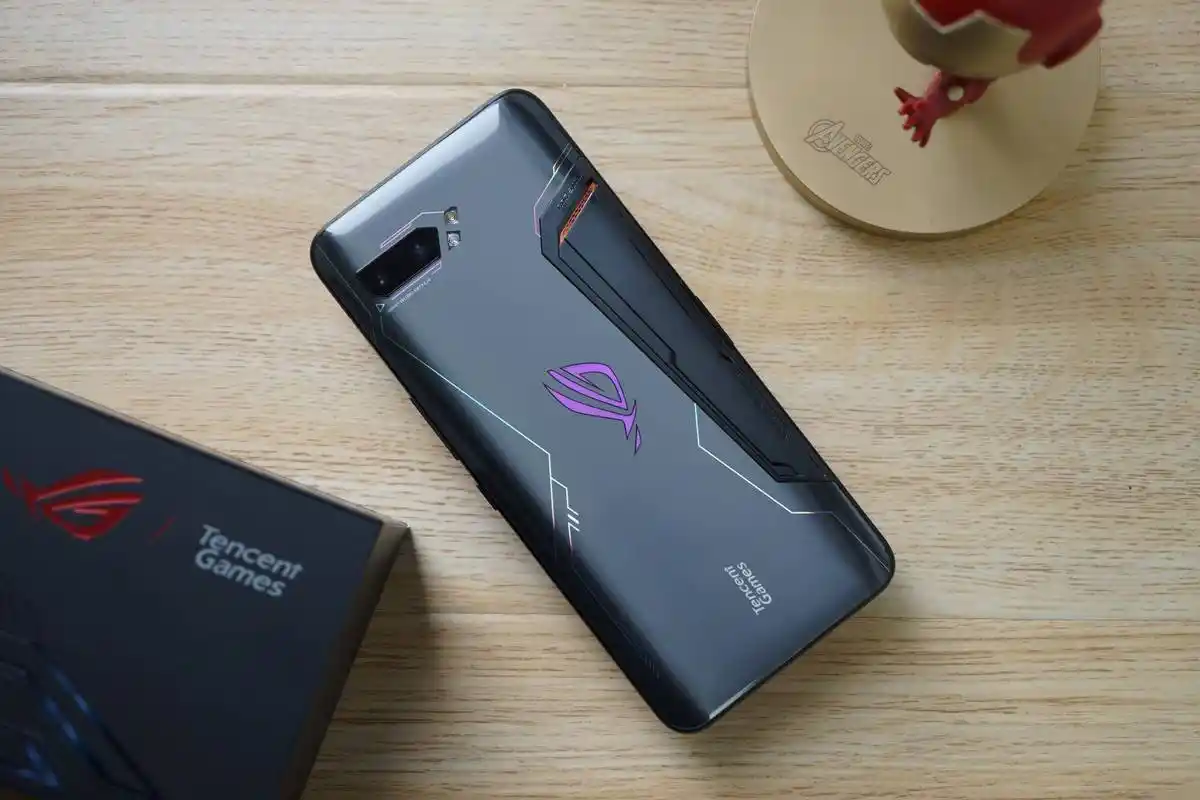 华硕rog手机2评测华硕手机什么类好