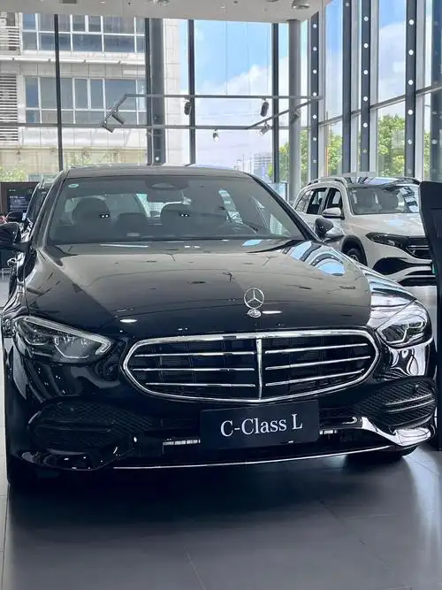 听说奔驰c买立标的都是狠人,那么买黑色立标的又是什么人呢?