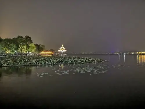 华为手机拍的西湖夜景