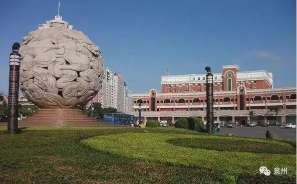 海丝泉州丰泽广场上为什么有颗大球