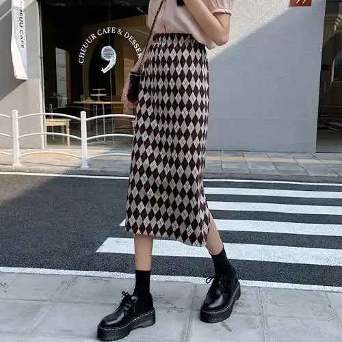新款高腰显瘦后开叉英伦格子半身裙中长款a字包臀裙简约半裙,女装半身