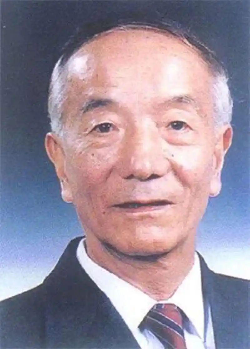 这才应该是我们追的星,祝102岁的两弹一星元勋王希季生日快乐.