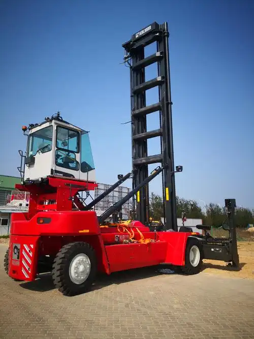 广东柏亚顺鹏集装箱服务有限公司开业邀请函