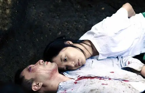 王珞丹饰演的小安选择为爱人殉情