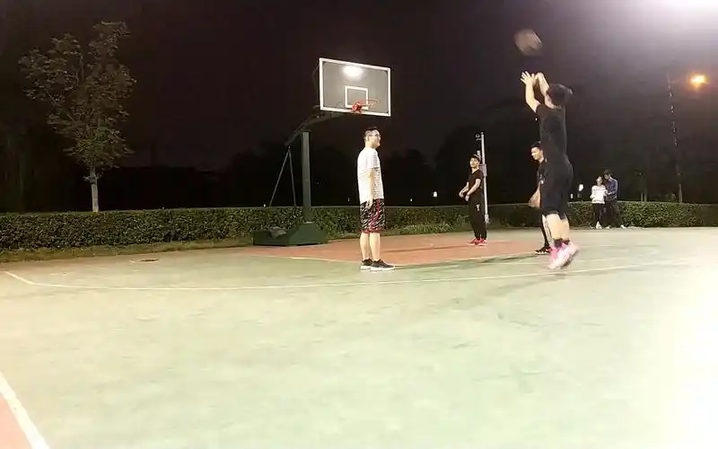 普通大学生打篮球的真实水平 (实录无摆拍)