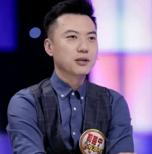 央视主持人郭嘉宁,从农业小白到看啥都像化肥,他到底经历了什么