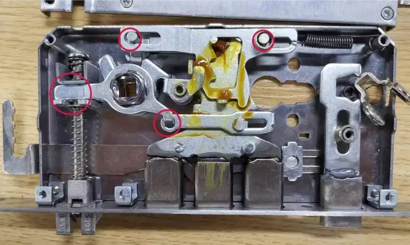 智能门锁锁体的内外基础结构剖析