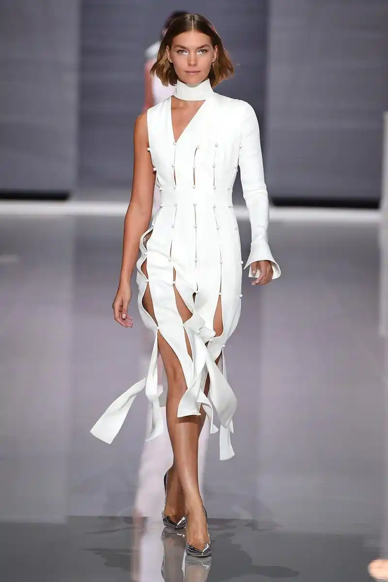 巴黎时装秀,欧美模特秀完美曲线,别样时尚太迷人