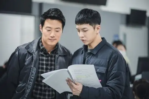 李升基[超话]##韩剧mouse[超话]##窥探# . 来自李升基airen - 微博